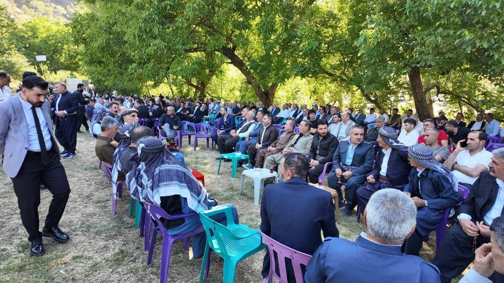 35 koyun kesildi, 6 milyon lira değerinde takı takıldı: Adetlerimiz çok güzel 35 koyun kesildi, 6 milyon lira değerinde takı takıldı: Adetlerimiz çok güzel
