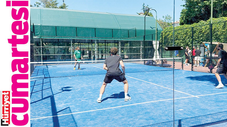 Raketler Havada Heyecan Dorukta: Padel Türkiye'de Yükseliyor
