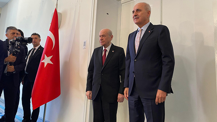 Meclis'te "Terörsüz Türkiye" için yasa trafiği! Meclis Başkanı Kurtulmuş’tan kritik görüşmeler