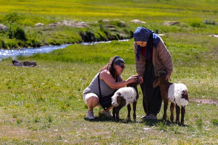 Annesi kabul etmedi ama vazgeçmedi Nereye gitsem peşimden geliyorlar Annesi kabul etmedi ama vazgeçmedi Nereye gitsem peşimden geliyorlar