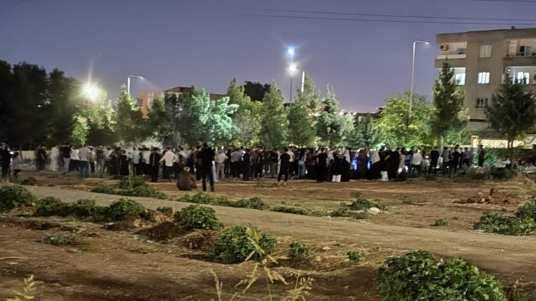 Batman'da mezarlıkta dehşet… Baba, oğlu ve yeğeni öldü