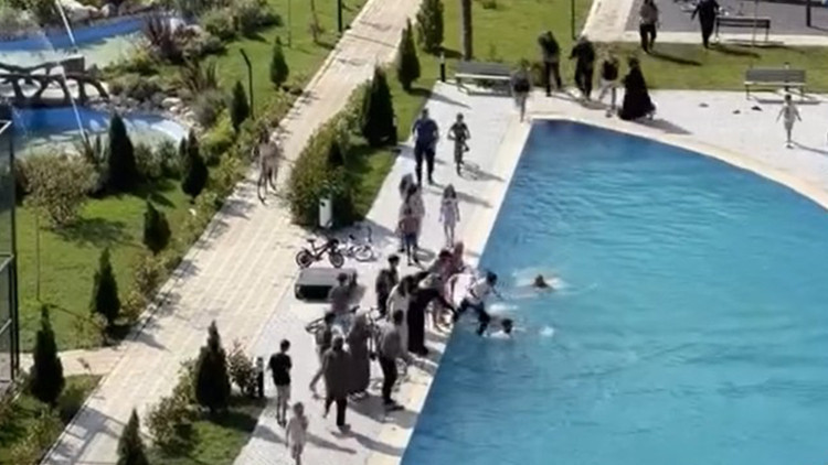 İnegöl'de site havuzunda hayatını kaybetmişti: 2 yaşındaki Kadir'in cenazesi Gaziantep'e gönderildi