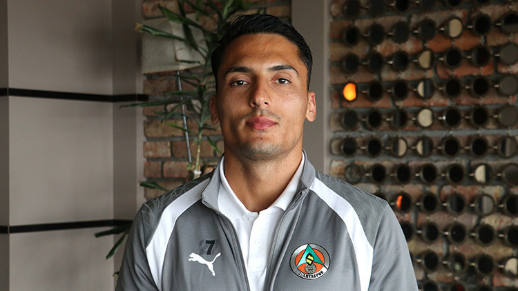 İbrahim Kaya'dan transfer açıklaması! 'Bir kulübün ilgisi olduğunu biliyorum'