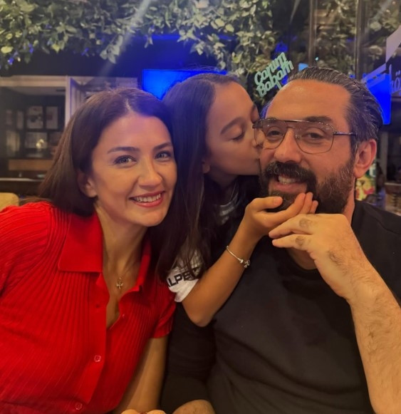 Ailelerimiz nikahta tanıştı