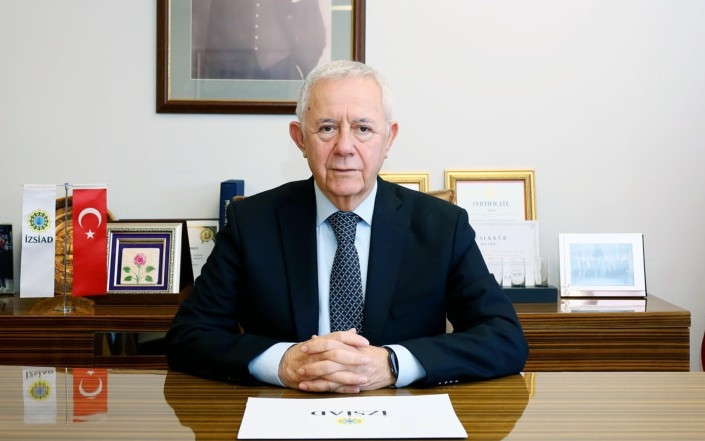 İZSİAD Başkanı Yüksel: İhracat artıyor ama sanayi güç kaybediyor