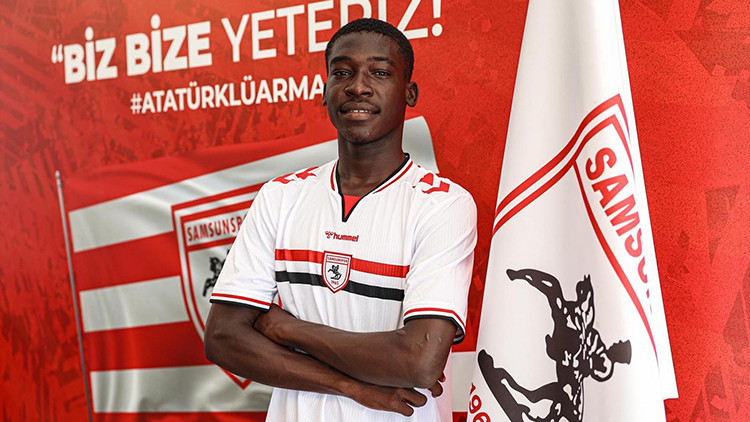 Samsunspor, Mbaitoloum Daniel ile 5 yıllık sözleşme imzaladı