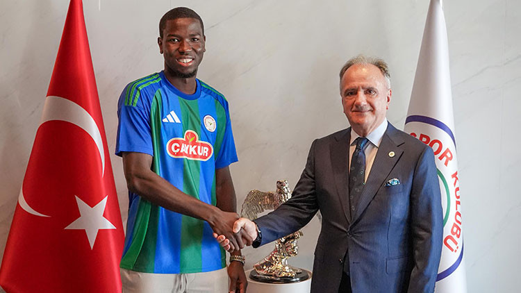 Çaykur Rizespor, Moussa Diakite'yi renklerine bağladı!