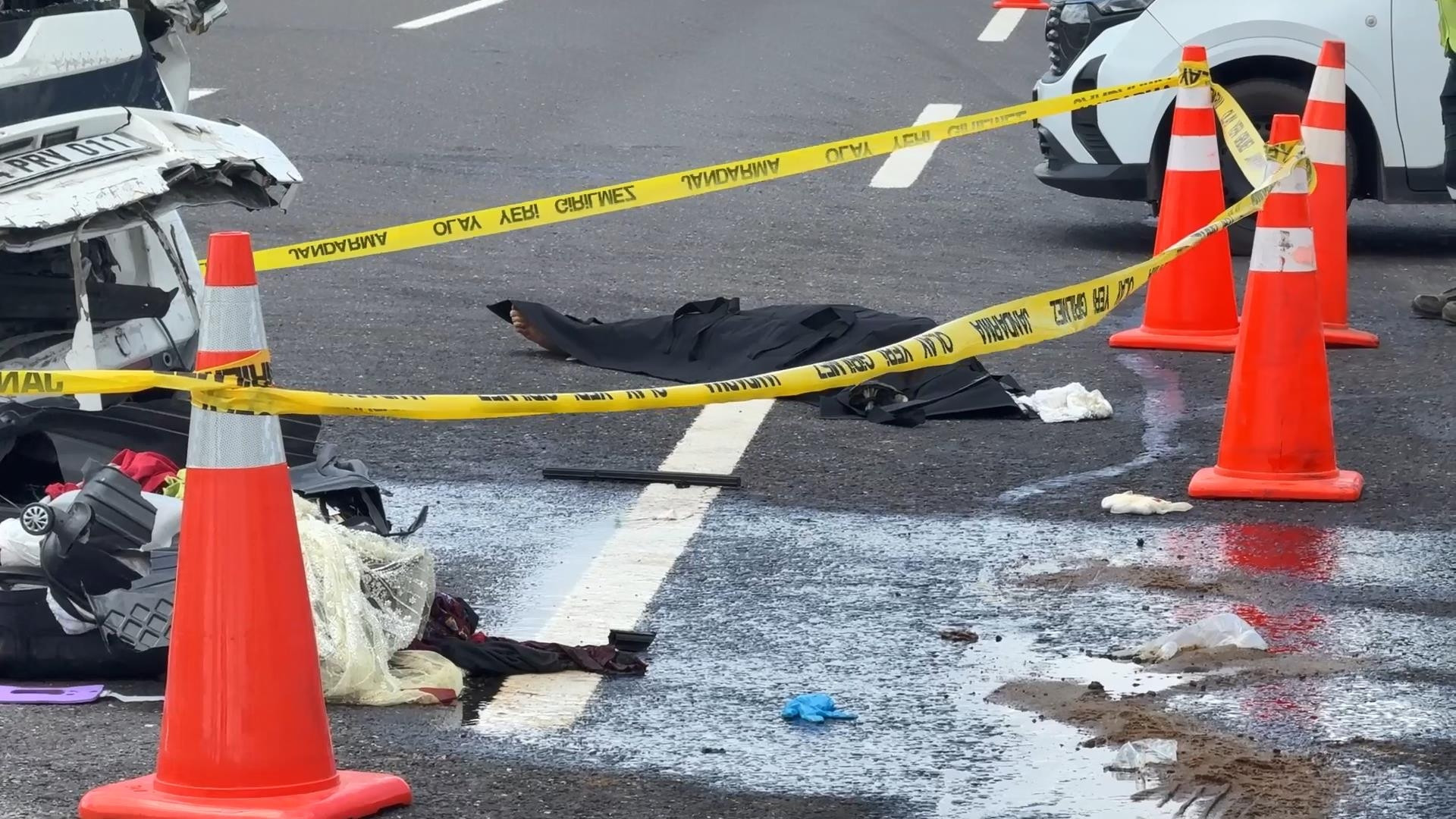 Kuzey Marmara Otoyolu Uskumruköyde kaza; 1i çocuk 3 ölü 5 yaralı