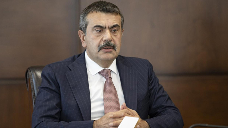 MEB'den 81 ile yeni eğitim yılı genelgesi: Kayıt ücreti alınmayacak, cep telefonu yasağı sürecek