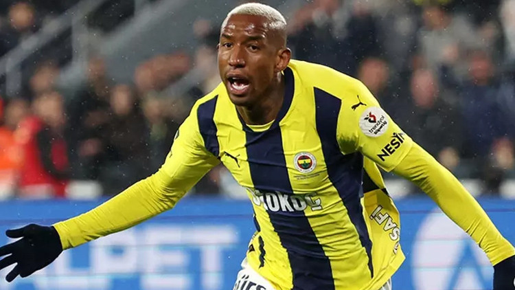 Anderson Talisca neden kadroda yok Talisca Konyaspor maçında neden kadrodan çıkarıldı