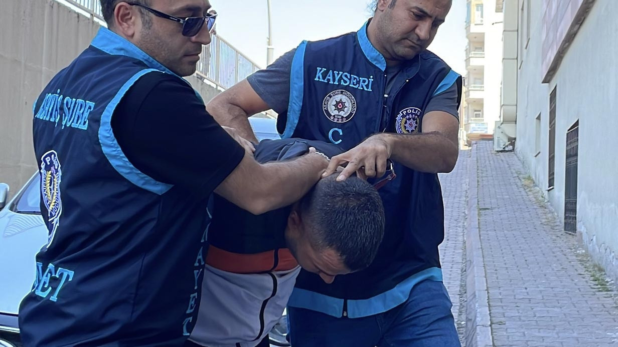 Kayseri'deki Cinayet Zanlısı Hızla Yakalanarak Cezaevine Gönderildi