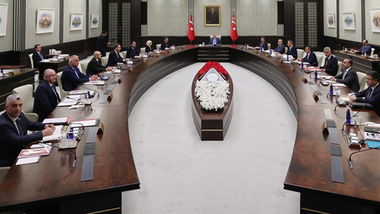 Tarihi Beldede Kritik Zirve: Cumhurbaşkanlığı Kabinesi Ahlat'ta Toplandı