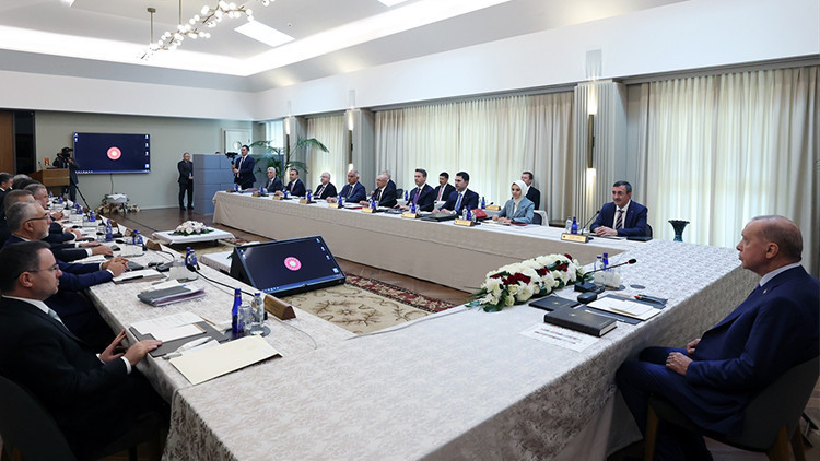 Cumhurbaşkanlığı Kabinesi Ahlat'ta toplandı