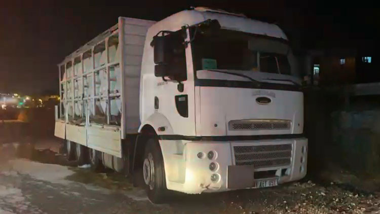 Sakarya'da asit sızıntısı alarmı! Ekipler harekete geçirdi