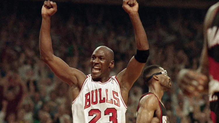 Michael Jordan’s 1998 NBA Finals Jersey to Be Auctioned
