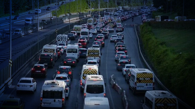 İstanbul'da okul alarmı: Ulaşım ve trafik tedbirleri belirlendi