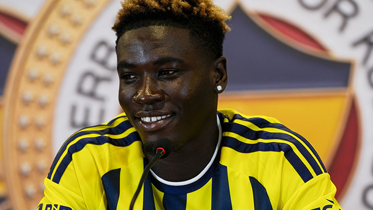 Fenerbahçe'nin yeni stoperi Oppong: Yeni nesil savunmacı! Hızlı, sert, hareketli...