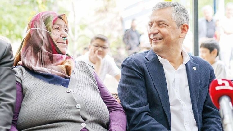 Özgür Özel: Kavgamız ekmek kavgası