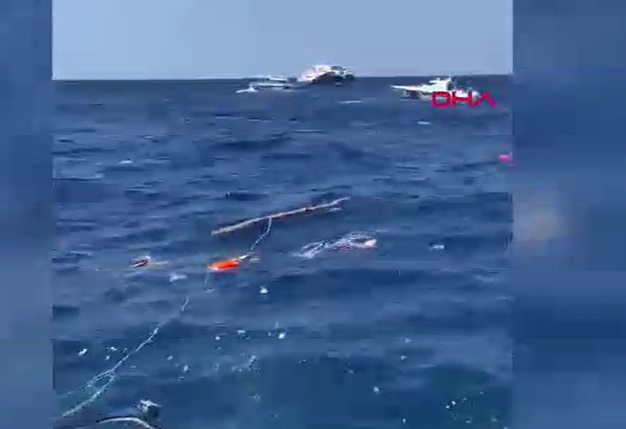 KKTCde yolcu teknesi alabora oldu: Çok sayıda kişi hayatını kaybetti
