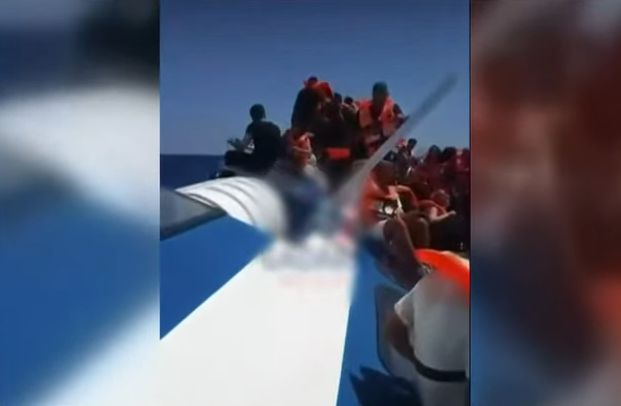 KKTCde yolcu teknesi alabora oldu: Çok sayıda kişi hayatını kaybetti
