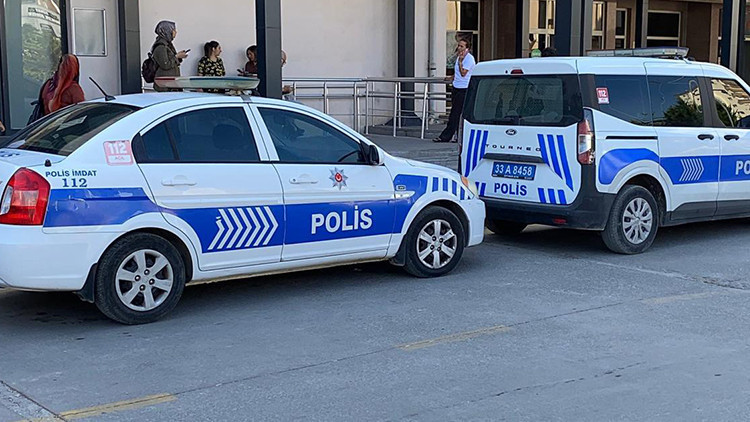 Yeni doğmuş bebek çöpte bulundu; 16 yaşındaki anne…