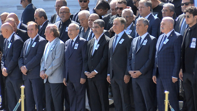 Cevdet Selvi için Meclis'te Veda Töreni: Siyaset Dünyası Bir Araya Geldi