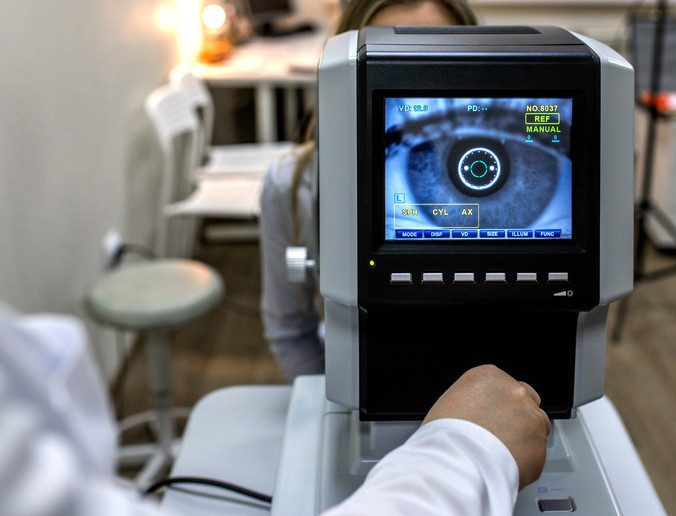 Tıp tarihinde bir ilk Retinal nakil yapıldı, yıllar sonra yeniden görmeye başladı