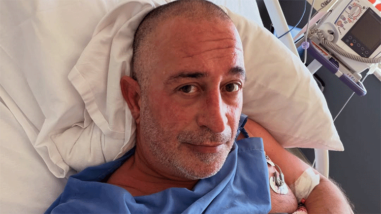 Kalp krizi geçirip hastaneye kaldırılmıştı! Cem Yılmaz'dan taburcu oldu