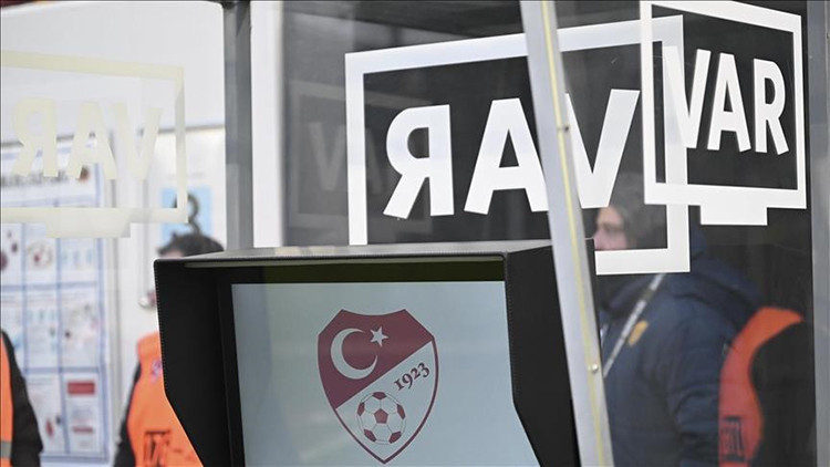 Fenerbahçe-Beşiktaş derbisinin VAR hakemi belli oldu