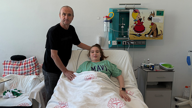 Muğla'da 88 günlük yaşam savaşı: 15 yaşındaki Almina yoğun bakımdan zaferle çıktı