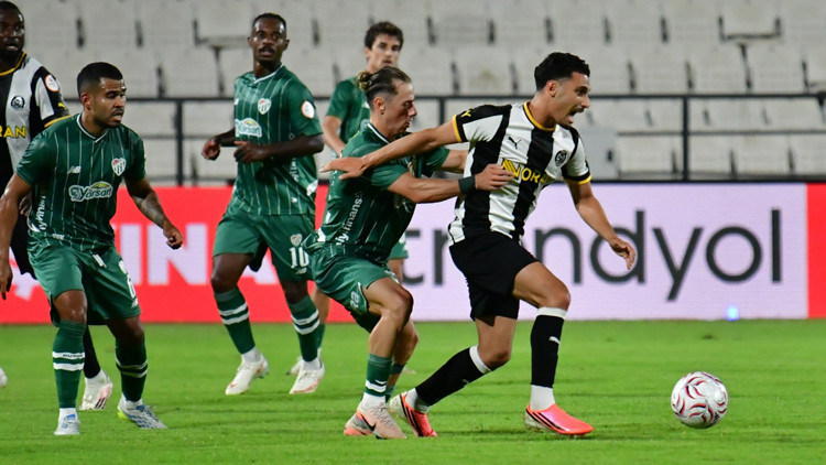 Bursaspor, Manisa FK'yı 2 golle devirdi!