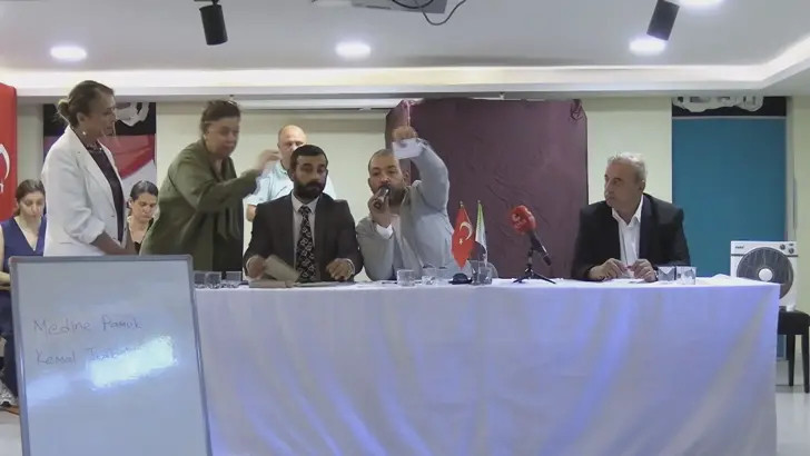 Adalar Belediye Başkan Vekili Medine Pamuk görevinden istifa etti