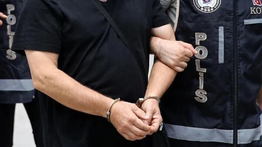 Sosyal medya hesaplarına müstehcenlik operasyonu