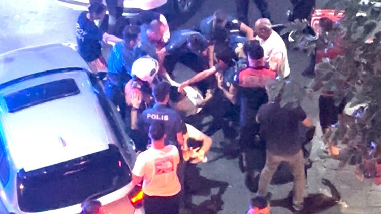 Sokak ortasında taciz iddiası ve kavga: Polis havadan takip edip yakaladı