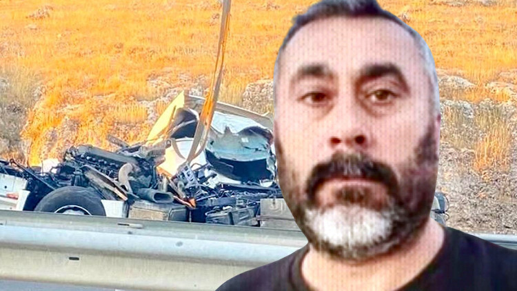 Şanlıurfa'da lastiği patlayan TIR önündeki TIR’a çarptı: 1 ölü