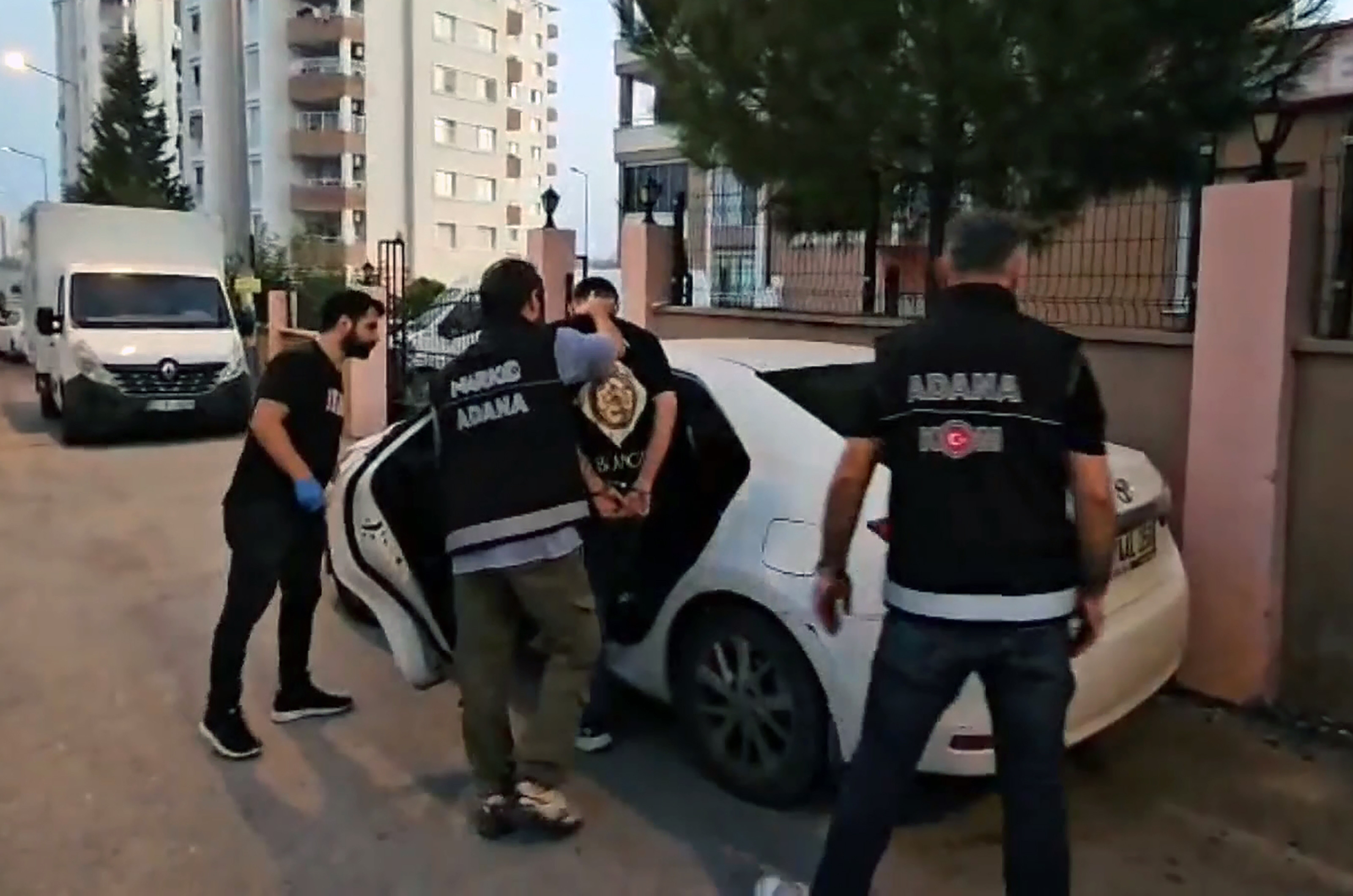 Adana Haberleri - Adana'da uyuşturucu operasyonu: 58 gözaltı - Yerel Haberler