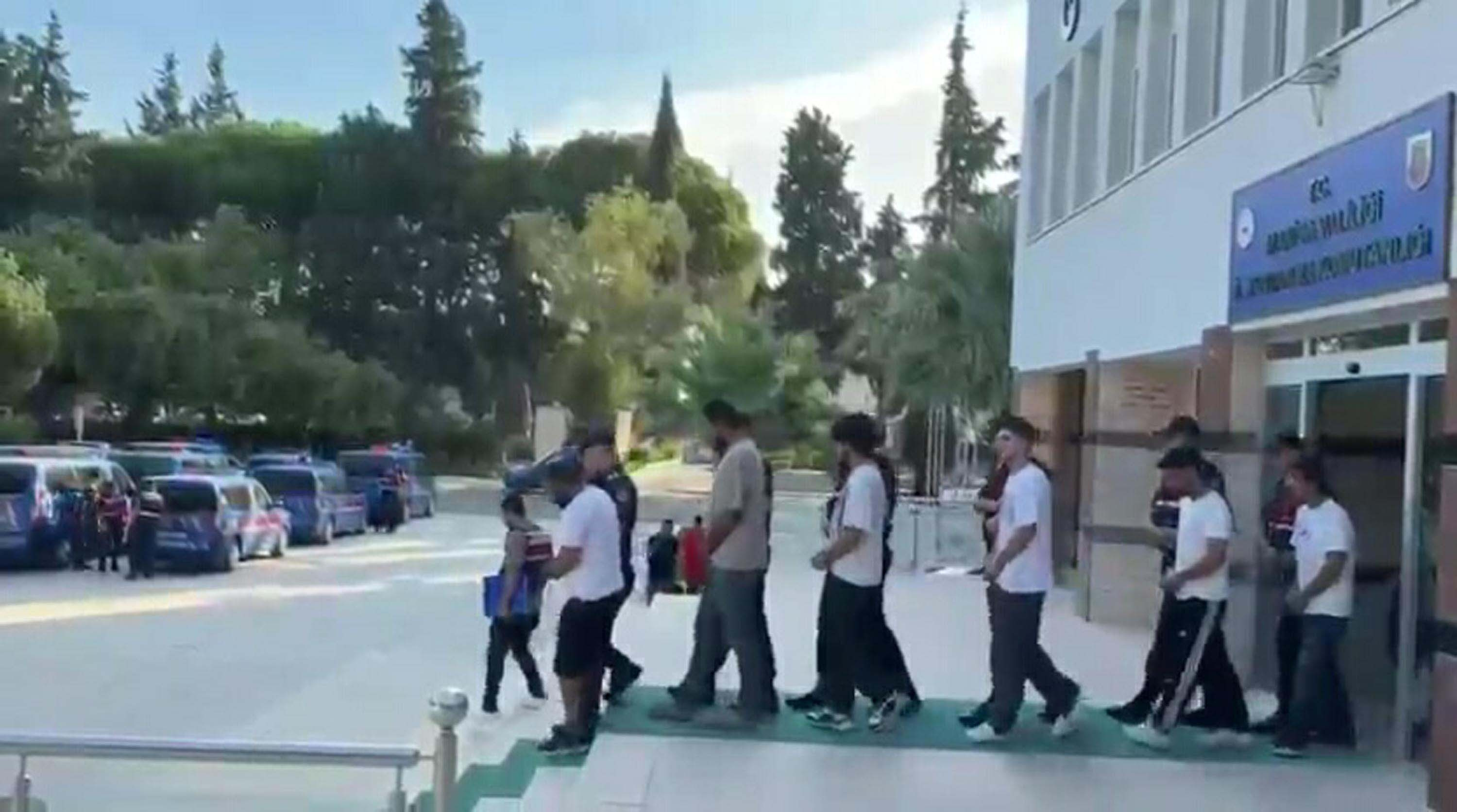 Manisa merkezli 6 ilde yasa dışı bahis operasyonu; 20 tutuklama