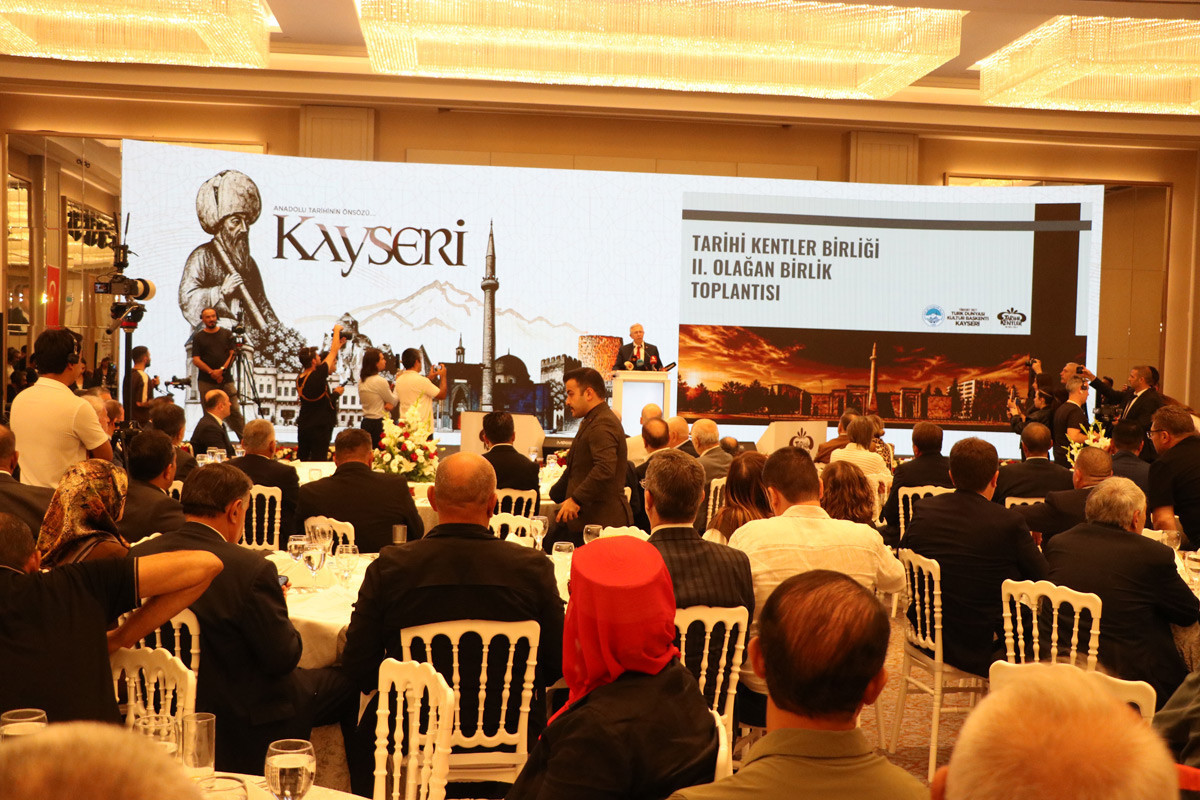 Tarihi Kentler Birliği toplantısı Kayseri’de başladı