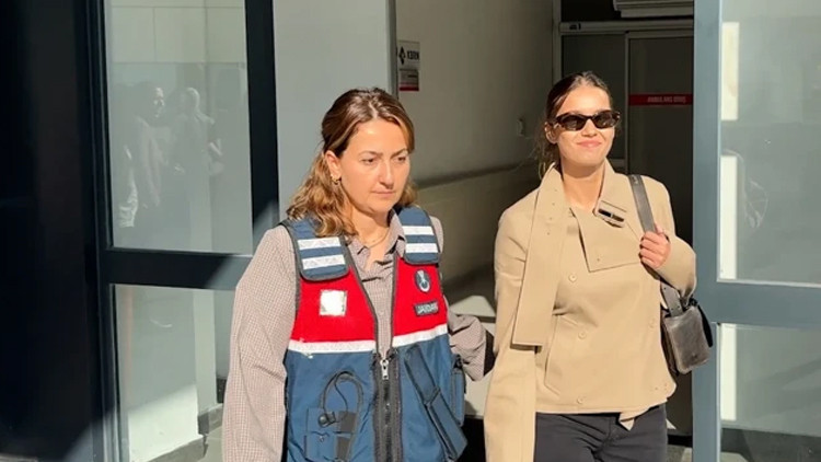Afra Saraçoğlu gözaltına alındı