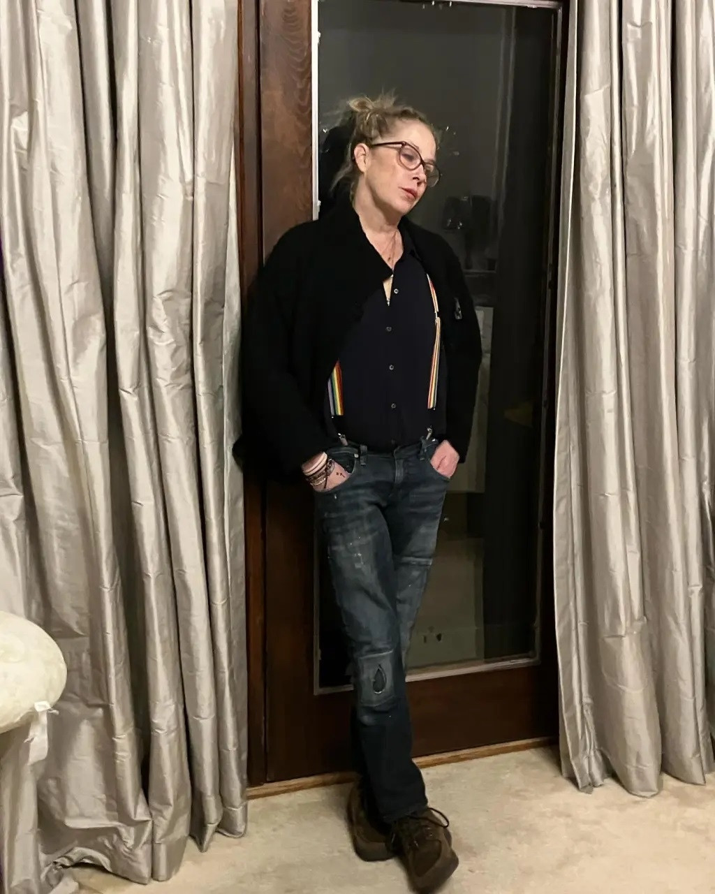MS’le mücadele eden ünlü oyuncu aylar sonra hastaneden çıktı, ilk pozlarını paylaştı MS’le mücadele eden ünlü oyuncu aylar sonra hastaneden çıktı, ilk pozlarını paylaştı