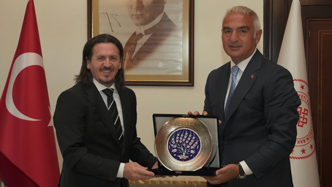 Bakan Ersoy, mevkidaşı Süleymani ile buluştu: İki ülke arasındaki gelecek dönem iş birliği ele alındı