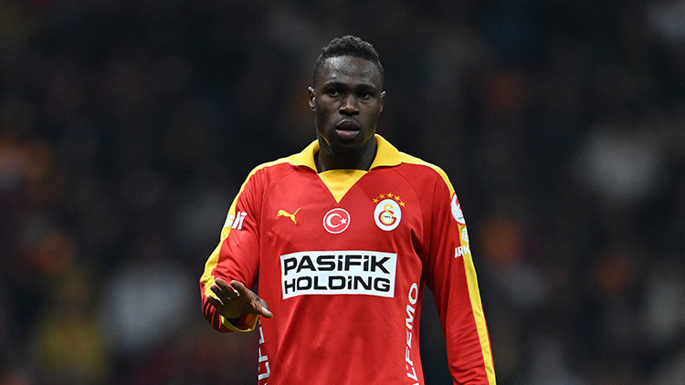 Galatasaray'da Singo gelişmesi! Sahalara dönüş tarihi belli oldu