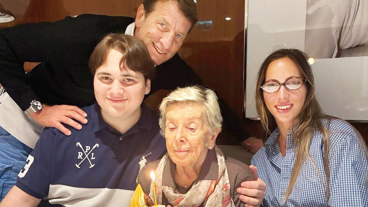 Aile kutlaması