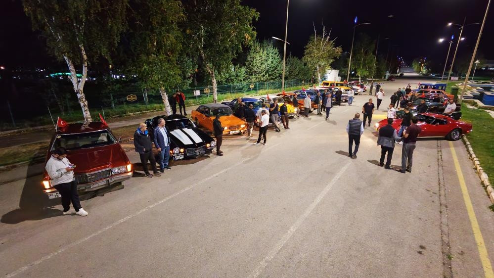 Bu aracın ilk sahibi Alparslan Türkeş Bu aracın ilk sahibi Alparslan Türkeş