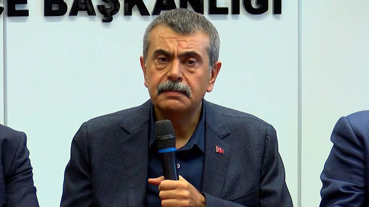 Bakan Tekin: Bugün ilk 15'in içerisindeysek bunun bir başarı olduğunu görmemiz lazım