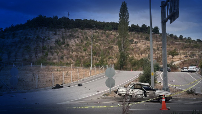 Çanakkale'de otobüs ile otomobil çarpıştı: 2 kişi hayatını kaybetti