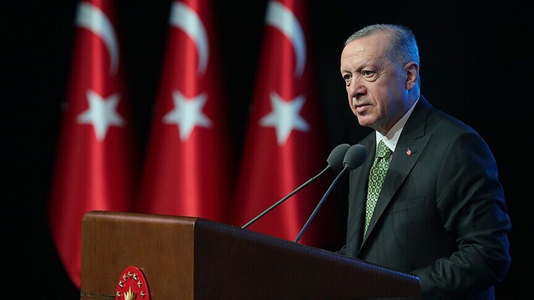 Cumhurbaşkanı Erdoğan'dan Konyaspor-Filistin Milli Takımı dostluk maçına ilişkin paylaşım: 'Türkiye olarak Gazzeli kardeşlerimizle bir olmaya devam edeceğiz'