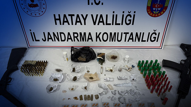 Hatay'da uyuşturucu operasyonu: 4 gözaltı