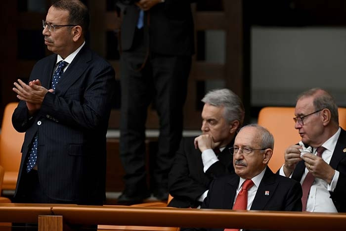 TBMM 28. Dönem 5. Yasama Yılı başladı Mecliste dikkat çeken kareler TBMM 28. Dönem 5. Yasama Yılı başladı Mecliste dikkat çeken kareler