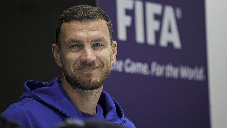 Edin Dzeko milli takıma veda ediyor